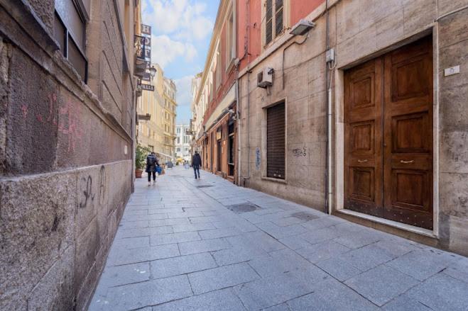 Hometolove Marina Cagliari Luaran gambar